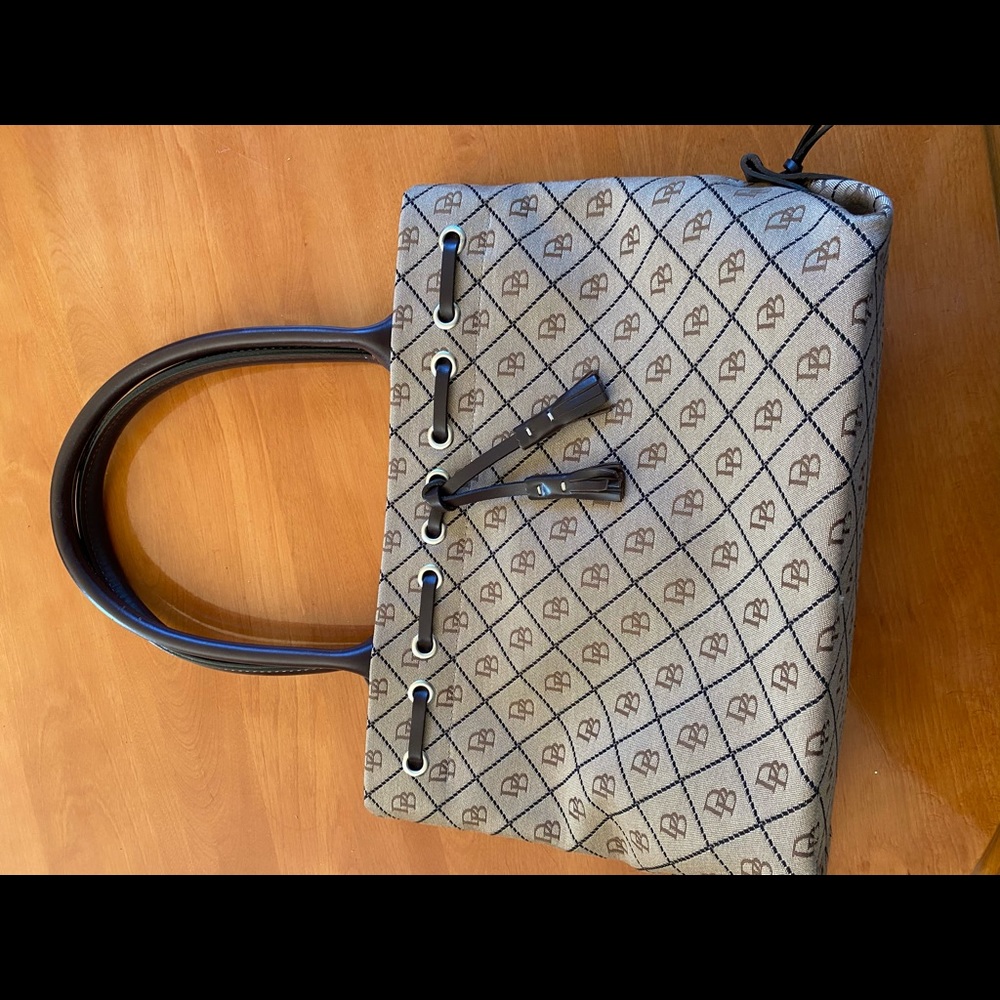 Dooney and Burke tote bag